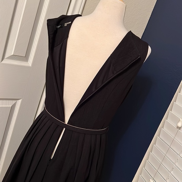 Ellen Tracy Black Sleeveless Dress - Picture 6 of 8